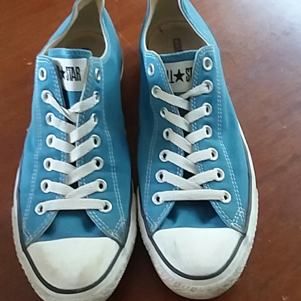 converse sneaker